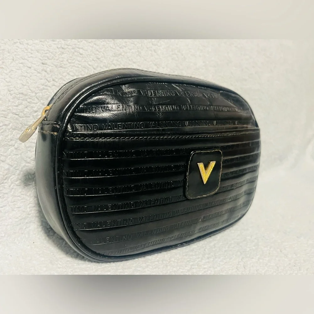 Mario Valentino Monogram Black Clutch - Picture 6 of 15